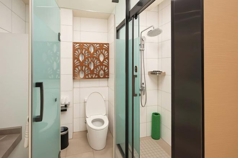 Bathroom 4, Kaibin International Hotel, Xining