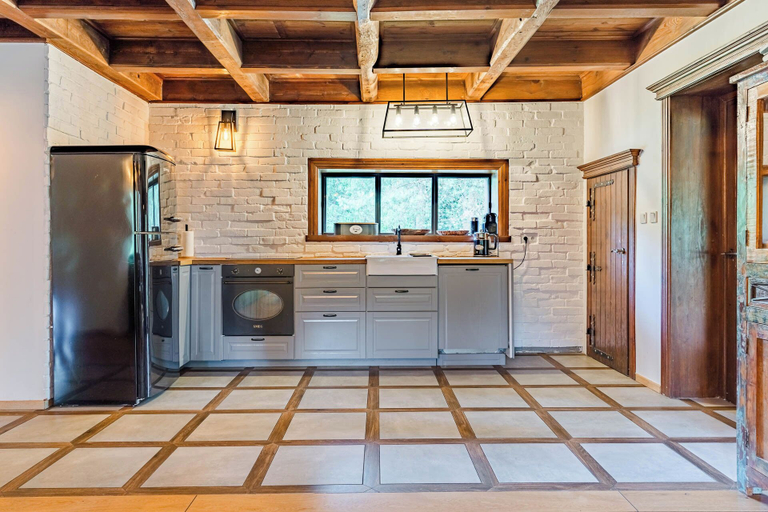 Private kitchen, Imperial Apartments - Villa Koleczkowo, Wejherowo