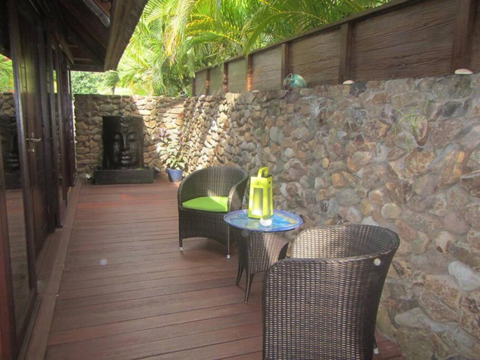 Others 5, Villa Moana