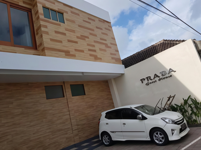 Exterior & Views 4, Praba Guesthouse, Badung