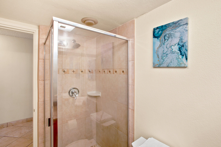 Bathroom 4, Kamaole Sands Condos Close to Beach with Parking, Maui