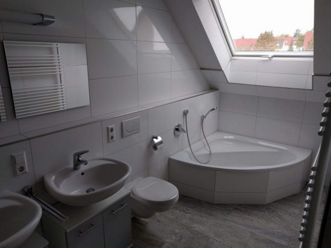 Bathroom 3, BUSINESS-MOTEL, Enzkreis