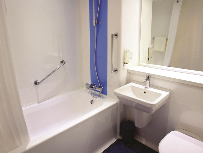 Bathroom 4, Travelodge Sunderland Central, Sunderland