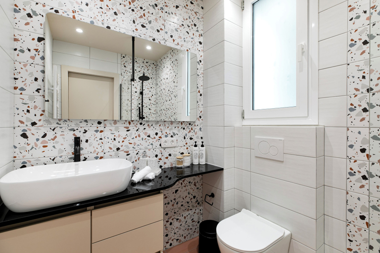 Bathroom 3, Acropolis Propylaea Apartment by A&A Residencies, Attica