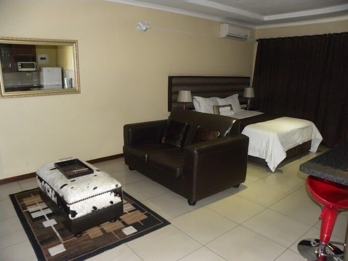 Bedroom 3, Croydon Hotel, Ekurhuleni