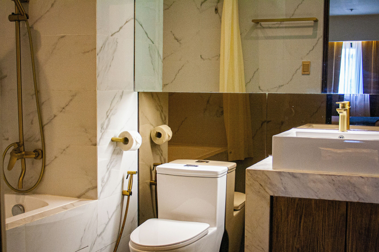 Bathroom 5, Elijah Hotel, Dasmariñas