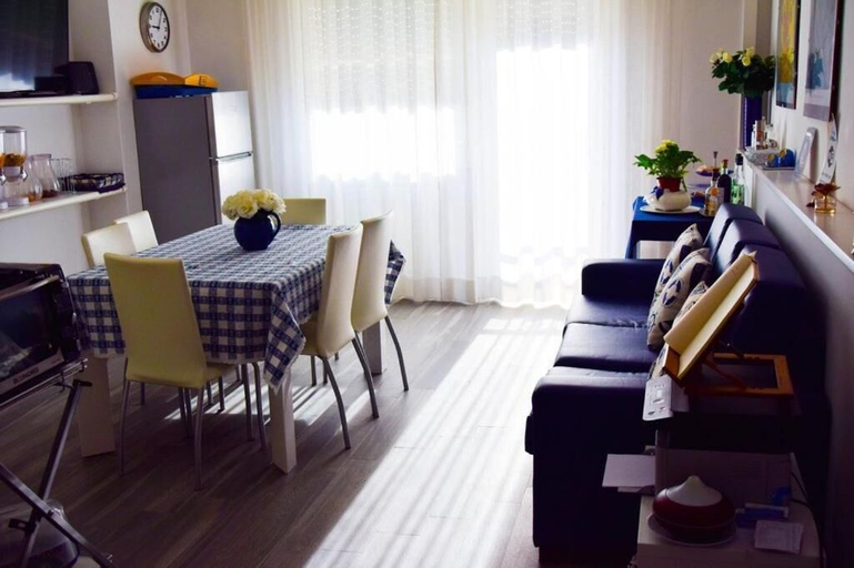 Dining 3, La Marina B&B, Rome