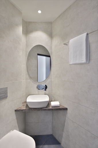 Bathroom 4, juSTa Grand View Resort & Spa, Manali - Centrally Heated Resort, Kullu
