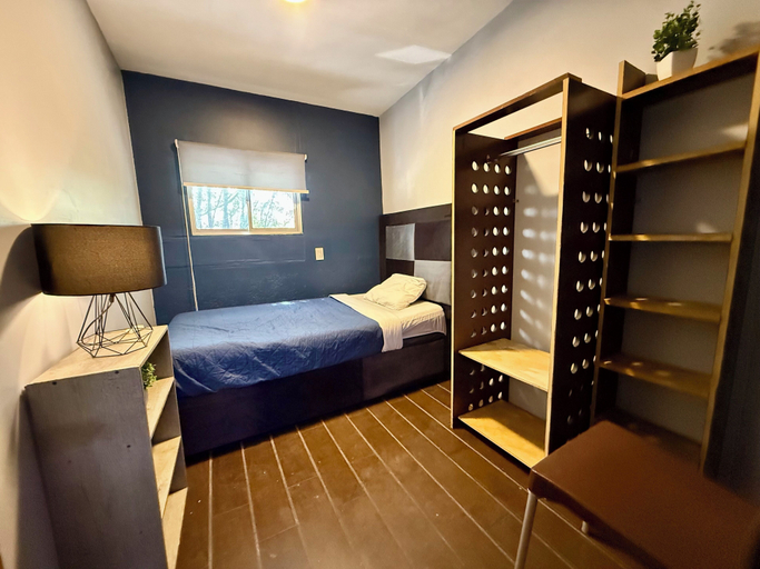 Others 4, Capital Hostal, Mexico City