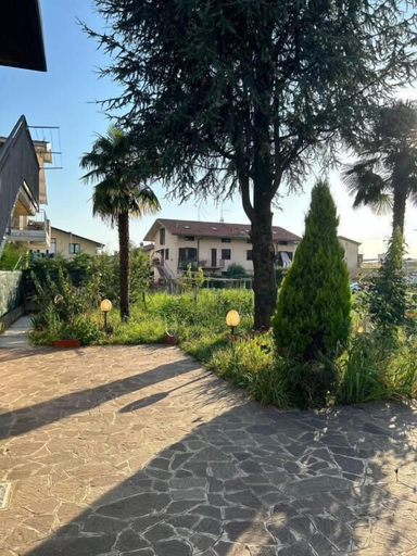 Property grounds 2, Casa Mimmo - close to the airport, Bergamo