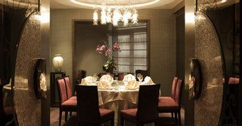 Others 2, Million Dragon Hotel (Formerly "Hotel Lan Kwai Fong Macau"), Makau