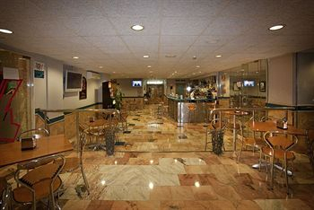 Hotel Bar, Hotel Faranda Alisas Santander, un hotel de la colección Ascend, Cantabria