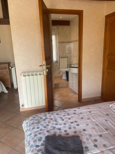 Bedroom 4, Chez Papi, Haute-Garonne