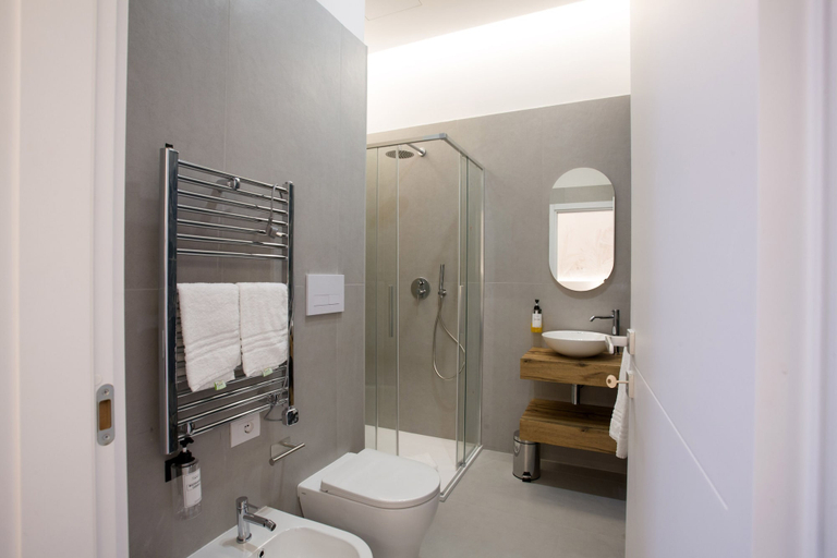 Bathroom 4, Flaminio Collection - Luxury Suites, Rome