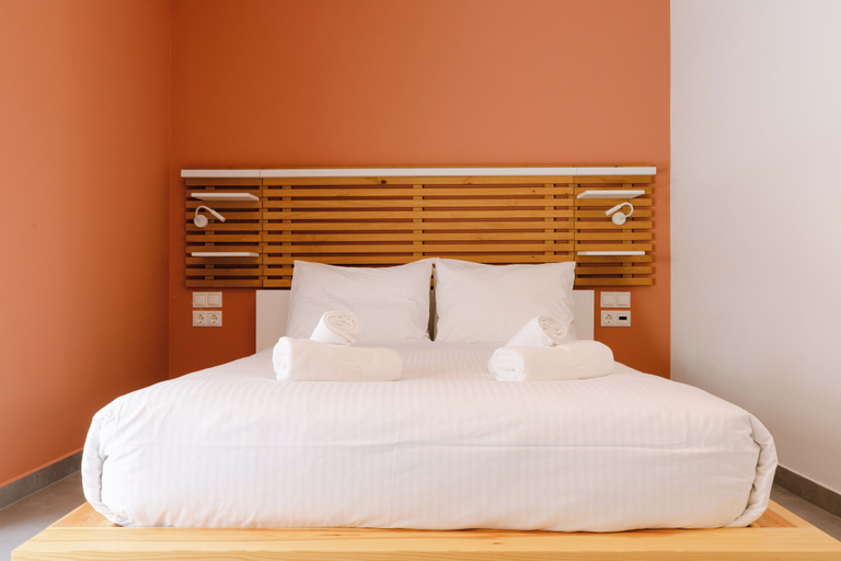 Bedroom 2, 11 Reasons Why Metaxourgeio, Attica