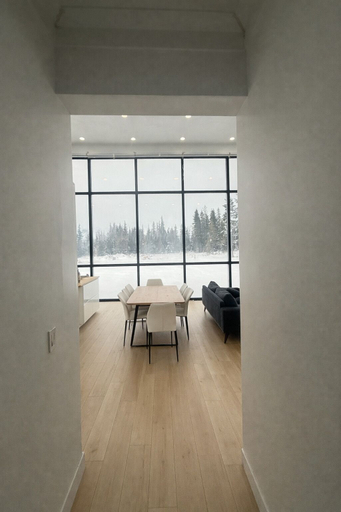 Interior 3, Stay Alaska - Modern Stays in the Wild, Matanuska-Susitna