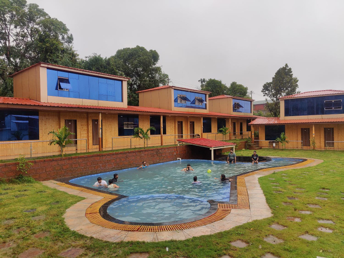 Sport & Beauty 4, Arya Resort And Spaa, Satara