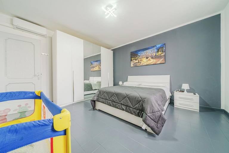 Room 2, Casa Francesco - close to the airport, Bergamo