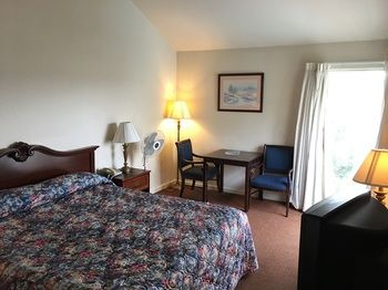 Others 4, Sand Dollar Inn, Monterey