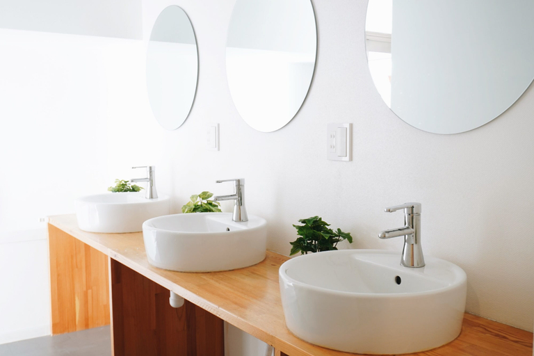 Bathroom 4, Sunnice Hostel, Osaka