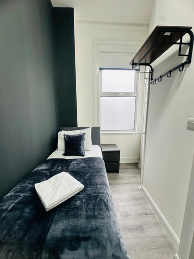 Room 3, Melrose Abbey Guest House, Sefton