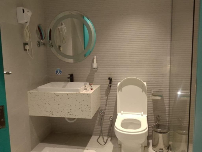 Bathroom 5, rayan hotel jeddah, Jeddah