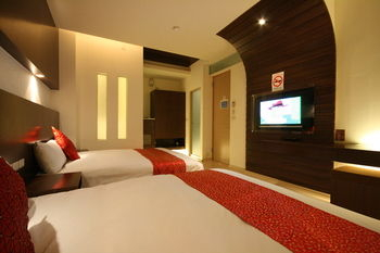 Guestroom 4, TanHuiHotel, Nantou