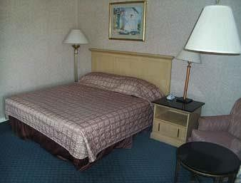 Others 5, Elite Inn, Windham