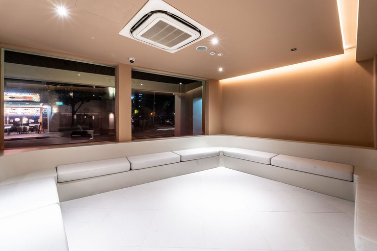 Public Area, KINN Capsule: HER Space (Female Only), Singapore