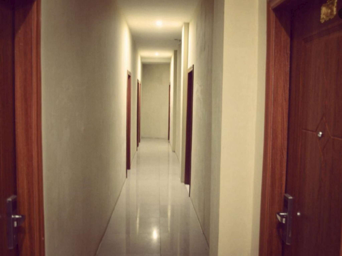 Exterior & Views 3, Hotel Mustika Tanah Abang, Central Jakarta