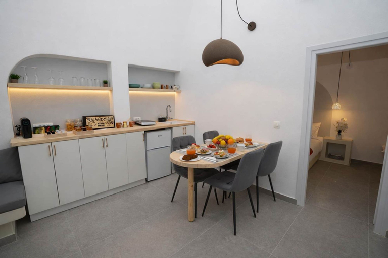Room 4, Iliana s Getaway - Private Villa With Jacuzzi, South Aegean