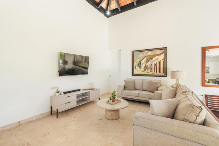 Room 4, Amazing Villa With Private Patio bbq in Cap Cana, San Rafael del Yuma