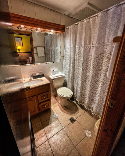 Bathroom 3, El Copihue Olmue, Valparaíso