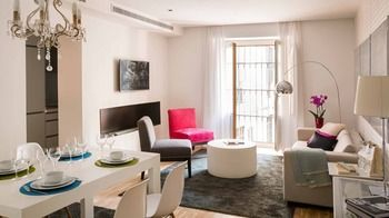 Others 5, Palacio Conde de Miranda Apartment, Madrid