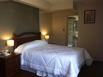 Others 3, El Prado Hotel, Cercado