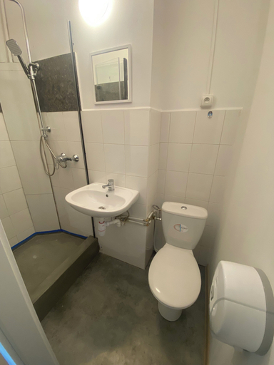 Bathroom 5, Hostel Harmonia, Warsaw