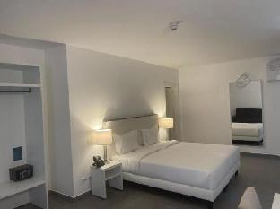 Others, Oásis White Hotel