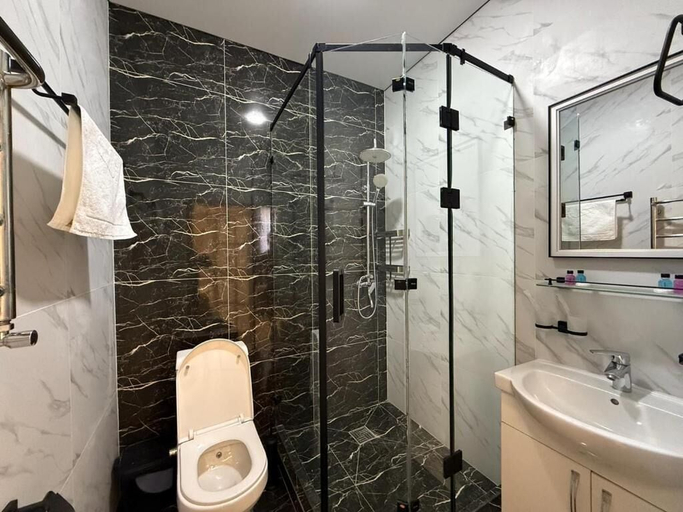 Bathroom 5, Turkezm Hotel, Urganch