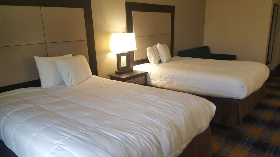 Bedroom 3, Regency Inn & Suites, Escambia
