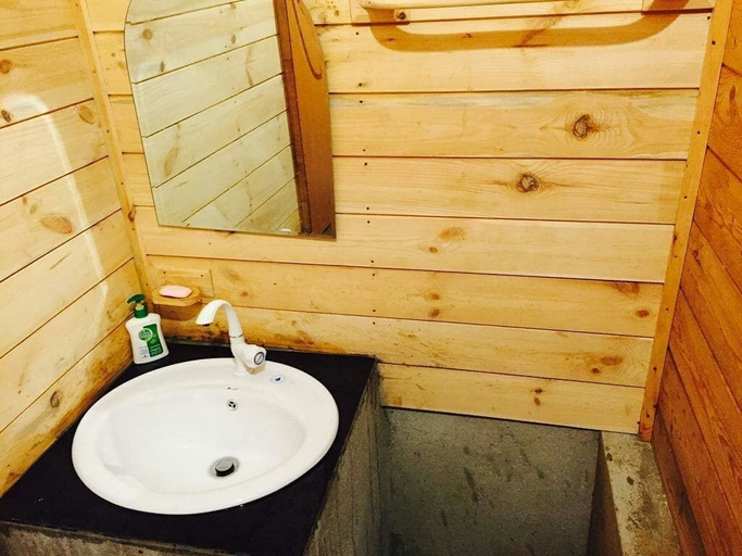 Bathroom, Antheia Beach Resort, Trincomalee Town and Gravets