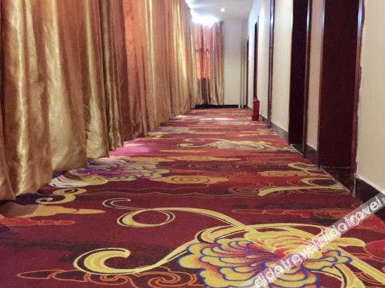 Others 2, Yihe Hotel (Baofeng Central Bus Station), Pingdingshan
