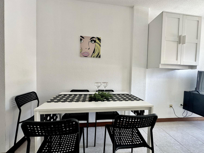 Others 5, Apartamentos La Arena, Cantabria