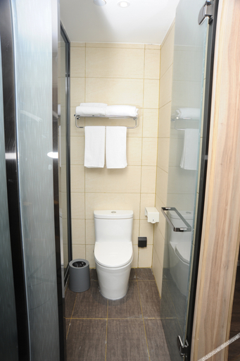 Bathroom 3, Hanting Hotel Jinan Gangxi Road Free Bonded Area, Jinan