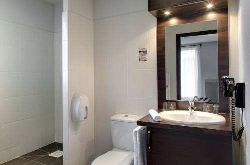 Bathroom, Domaine de Cicé-Blossac, Ille-et-Vilaine