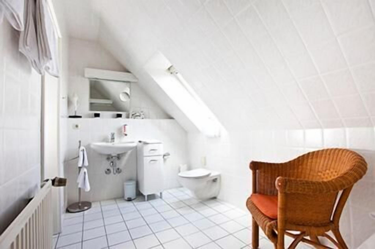 Bathroom 5, Hotel Am Braunen Hirsch, Celle