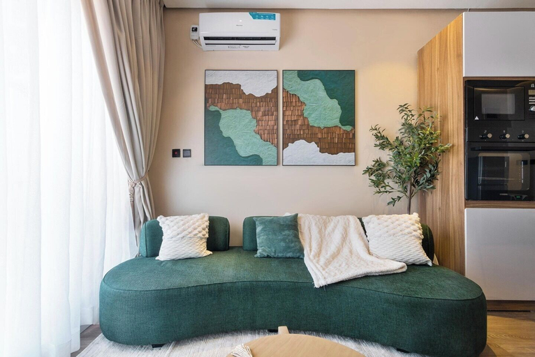 Interior 4, Opulence Reality Stays, Surulere