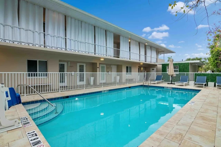 Interior 5, Coastal Paradise, Collier