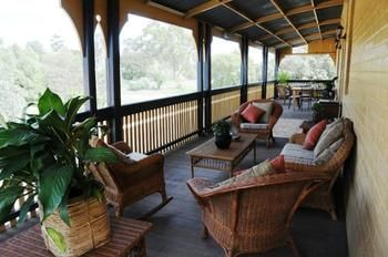 Others 3, Yea Peppercorn Hotel, Murrindindi - West