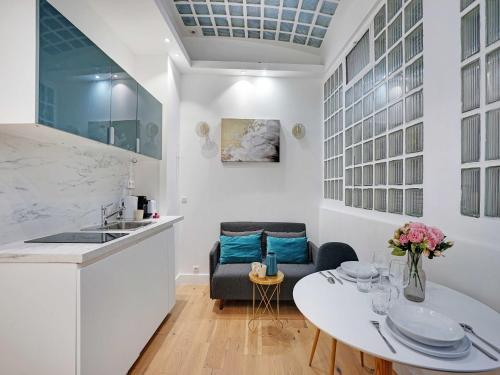 Others 2, Apartment for 4 people in Bastille, Paris