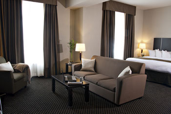 Others 3, Quality Inn and Suites Petawawa, Renfrew
